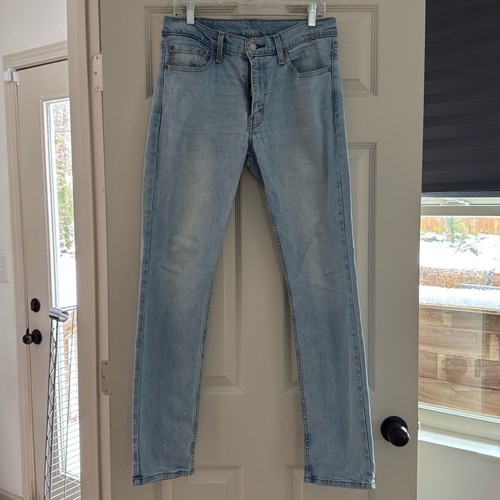 Men's Levi Jeans